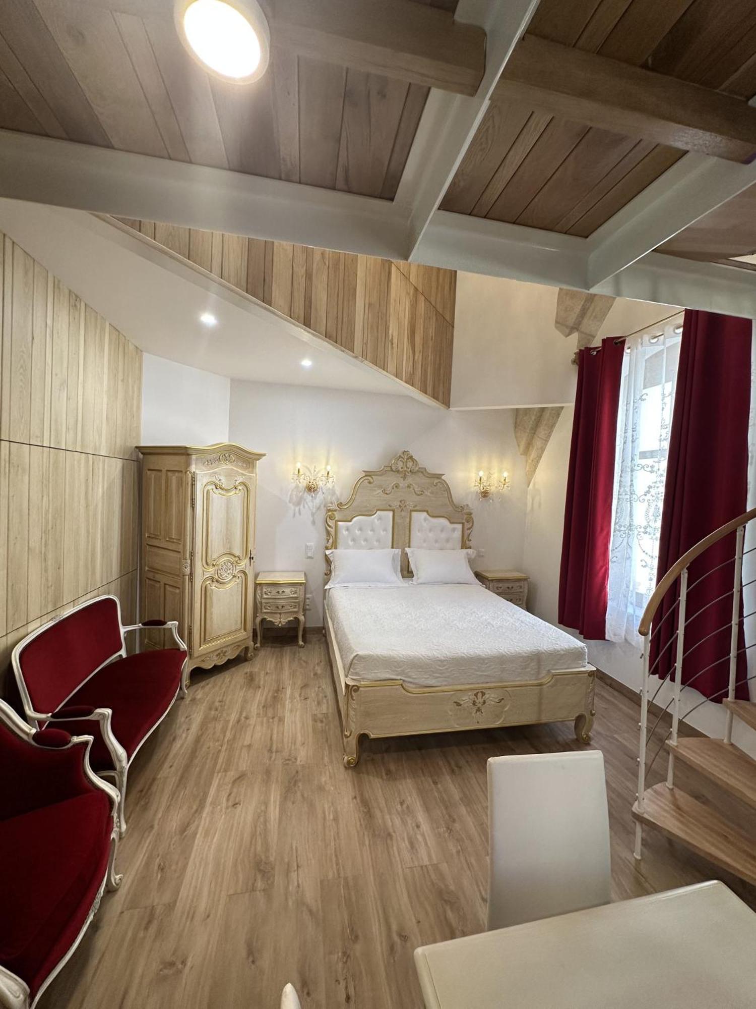 Suite A Mezzanine Dans L'Eglise Du Couvent Narbonne Kültér fotó